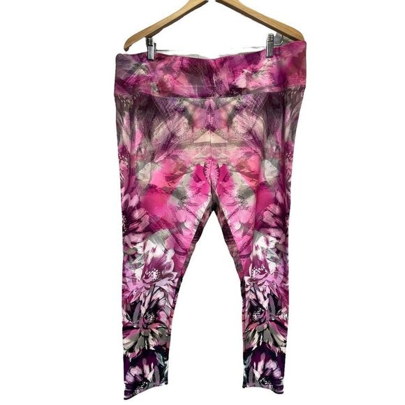 New Soft Surrounding Superslim Heavenly Floral Leggings Size 1X - Picture 4 of 9